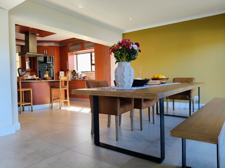 5 Bedroom Property for Sale in Marina Martinique Eastern Cape